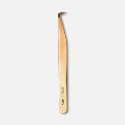 Nouveau Lashes x Navy Bridgette Boot Tweezers Nouveau Beauty