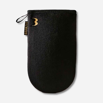 Bronzie The Ultimate Application Mitt Nouveau Beauty