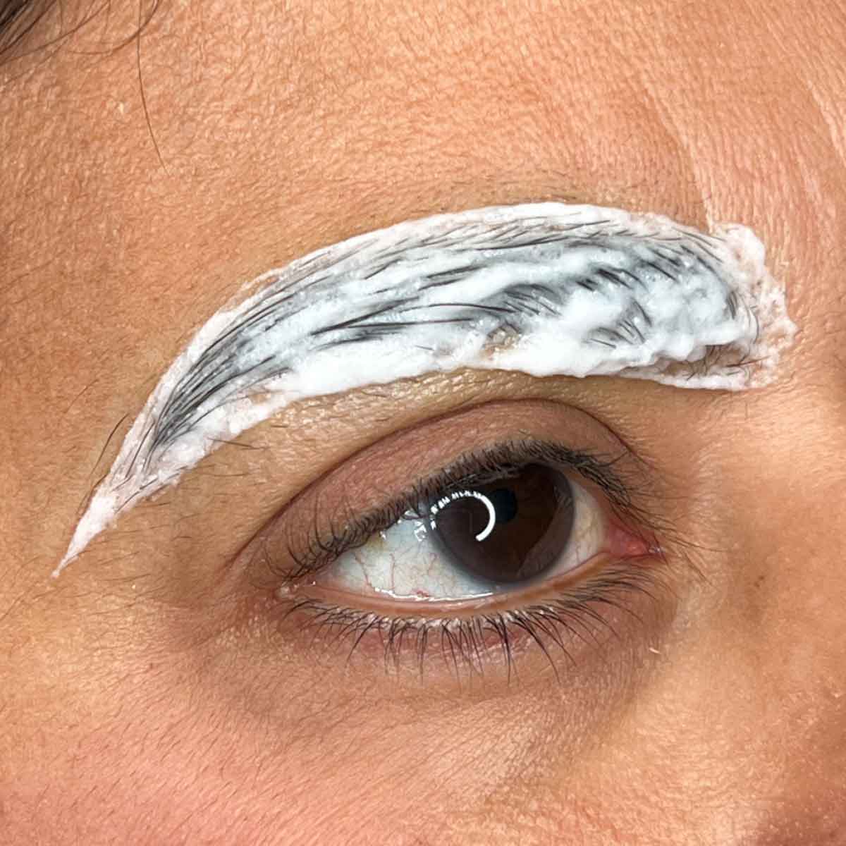 Brow Lightening