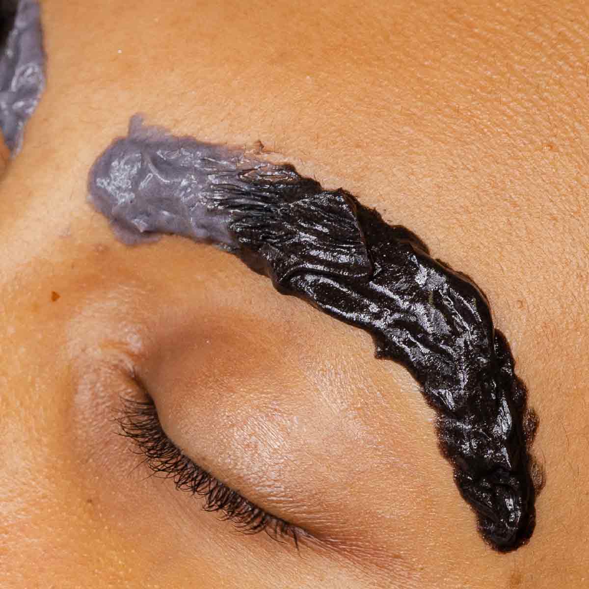 Ombre brows